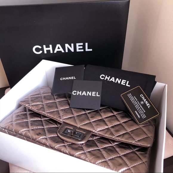 NEW CHANEL 2.55 Reissue Classic Flap Bag - Picture 8 of 9